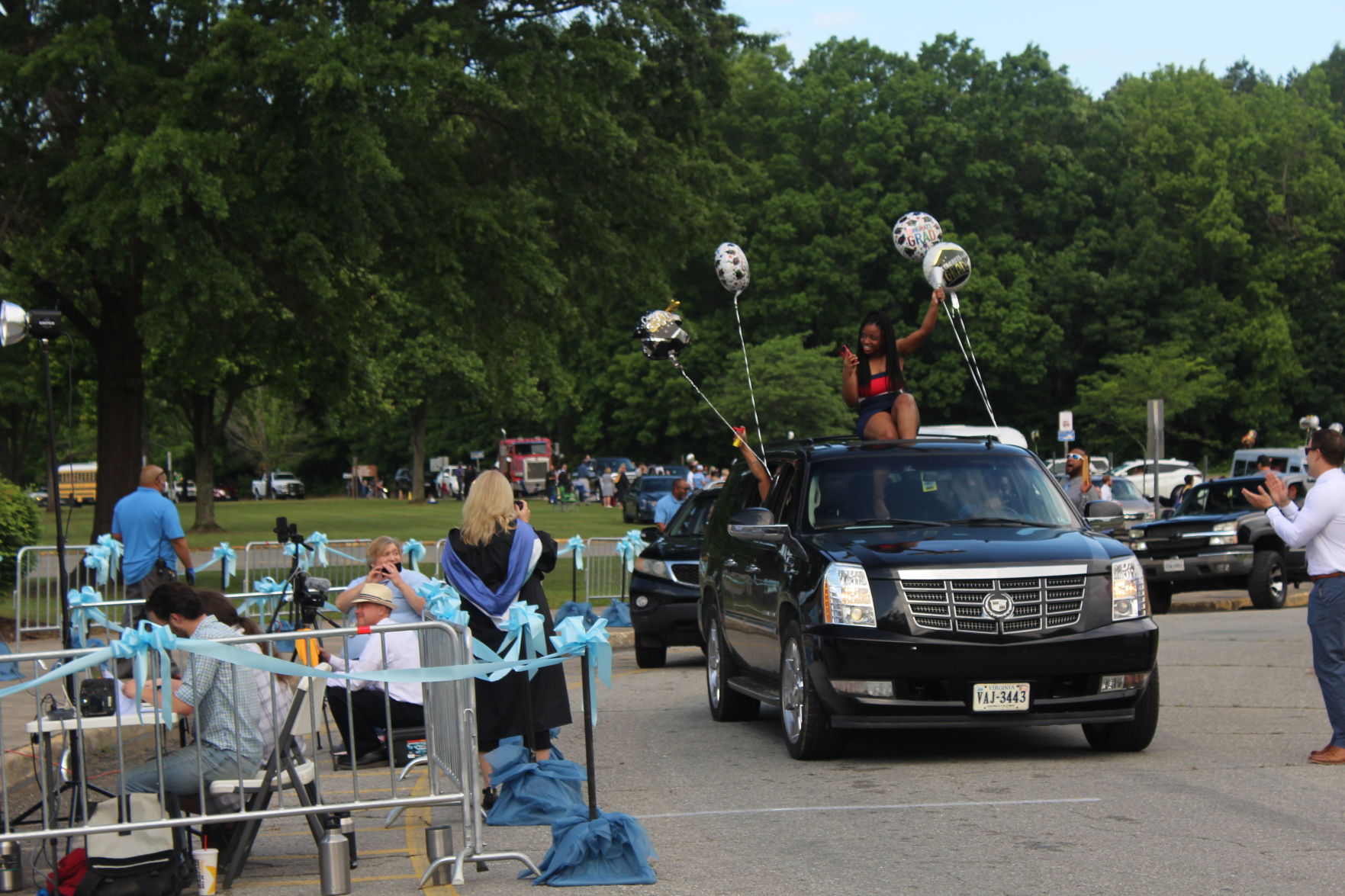 Malasia Boyd cheering.JPG